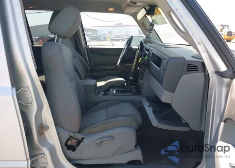 2007 Jeep Commander Sport from USA, damaged, VIN 1J8HH48K97C587583